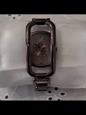 DKNY Women's Dark Brown Metallic Bracelet Watch